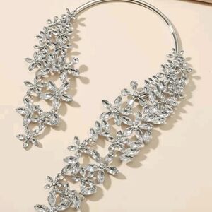 Silver Floral Rhinestone Necklace